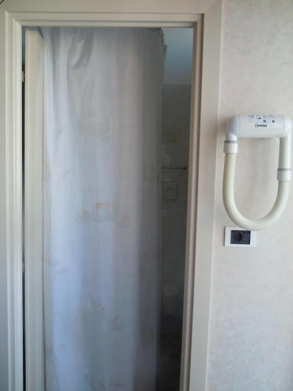 Hotel Bel Sogno Rimini Exteriör bild