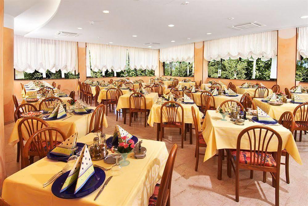 Hotel Bel Sogno Rimini Exteriör bild